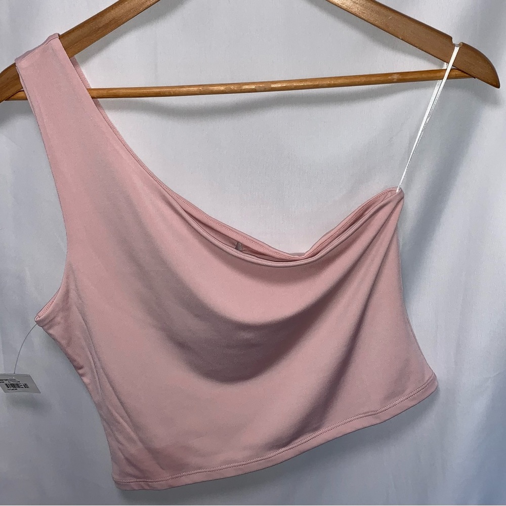 NWT LOVE TREE Blush Pink One Shoulder Seamless Cropped Tank Halter Top